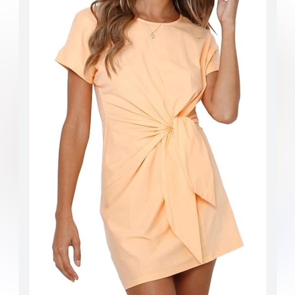 Here comes the Sun Short Sleeve Tie-Front Jersey Dress